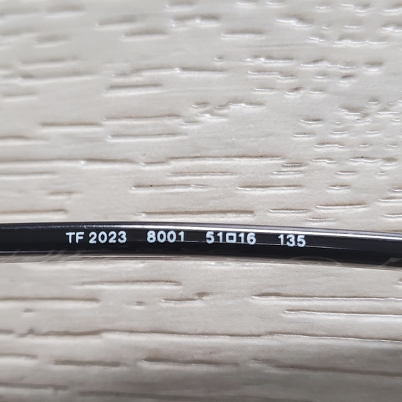 Tiffany & Co. Glasses w/ case - Picture 4 of 12